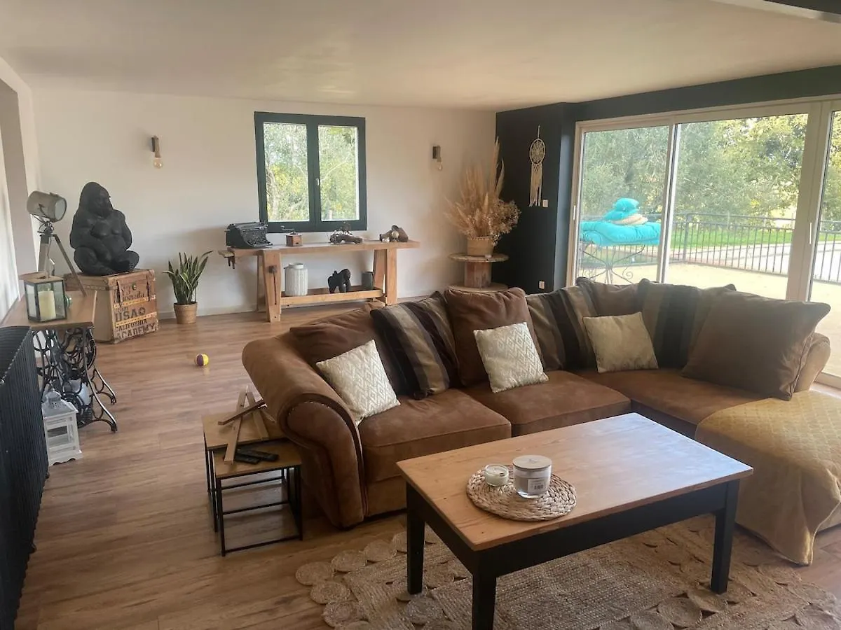 Maison De Vacances Caussens Vakantiehuis